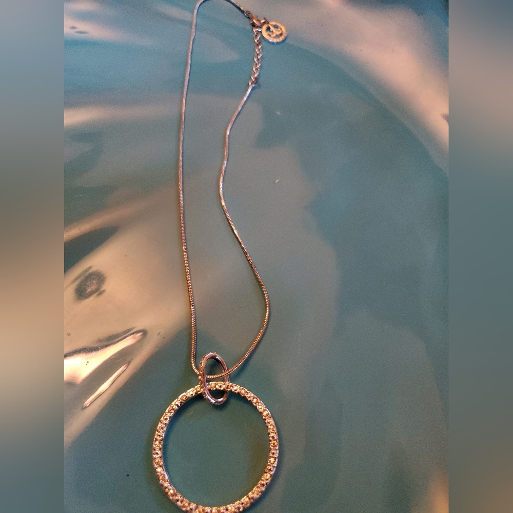 Crown Trifari circle rhinestones necklace with tags